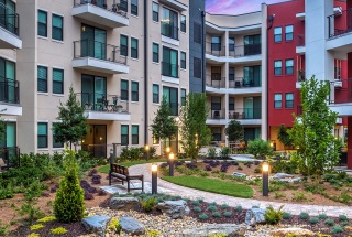 lush, beautifully landscaped courtyard at The Encore